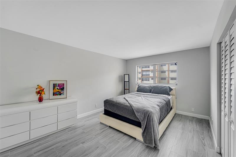 Image 13 of 18 For 2201 41st Avenue  209