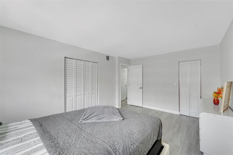 Image 15 of 18 For 2201 41st Avenue  209