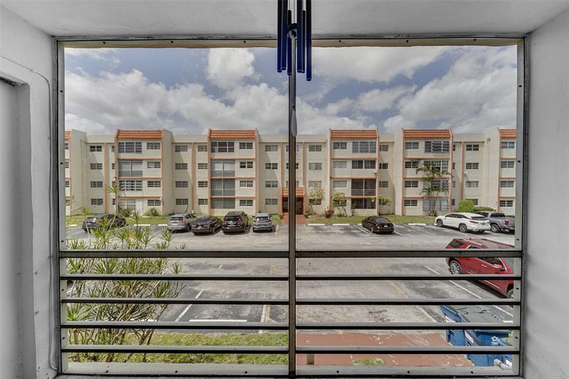Image 16 of 18 For 2201 41st Avenue  209