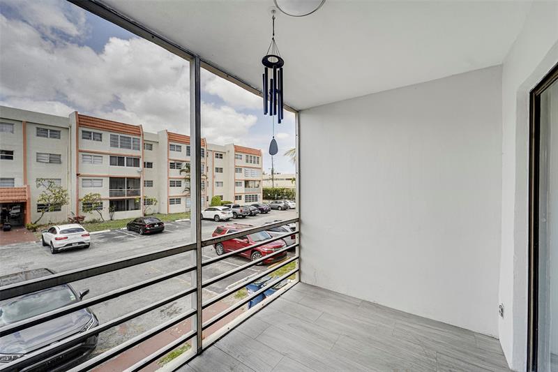 Image 9 of 18 For 2201 41st Avenue  209