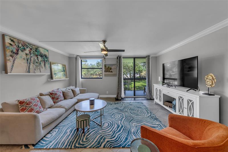 Image 16 of 61 For 2900 14th Street Cswy  202