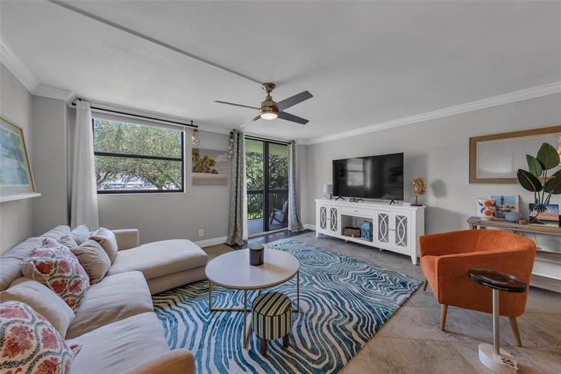 Image 17 of 61 For 2900 14th Street Cswy  202