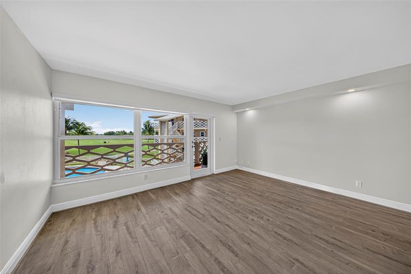Image 19 of 28 For 4836 23rd Ave  17