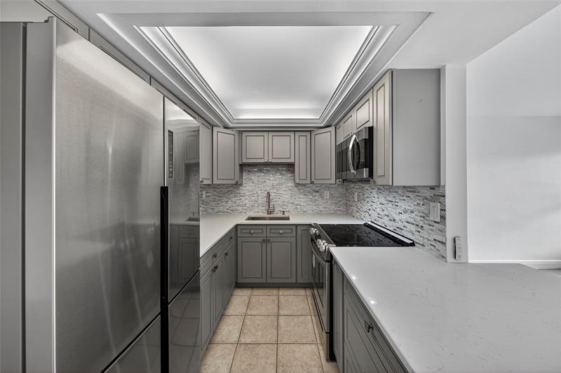 Image 21 of 28 For 4836 23rd Ave  17