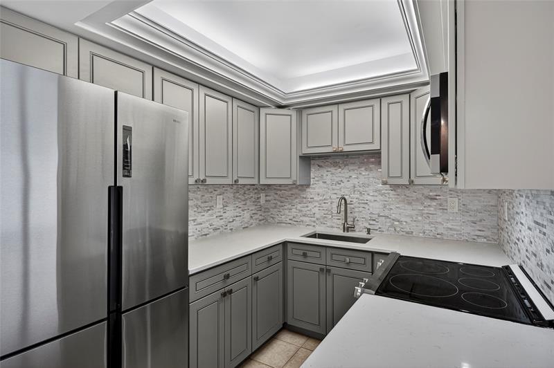 Image 22 of 28 For 4836 23rd Ave  17