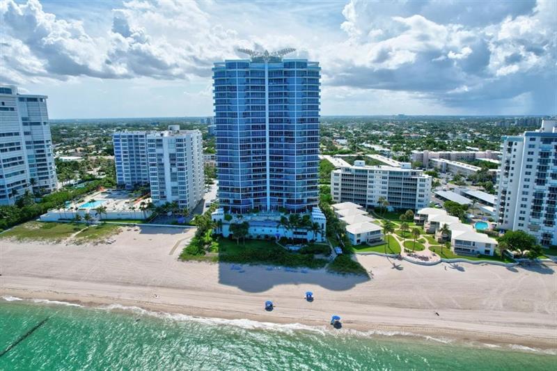 Image 6 of 11 For 1600 Ocean Blvd  2003