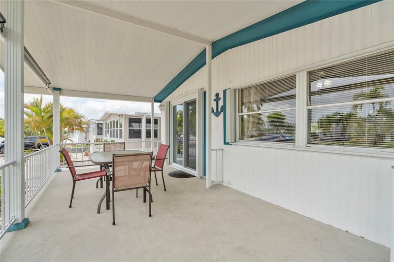 Image 14 of 28 For 5531 Lagoon Dr