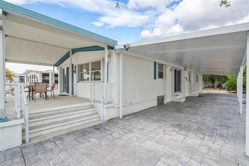 Image 15 of 28 For 5531 Lagoon Dr