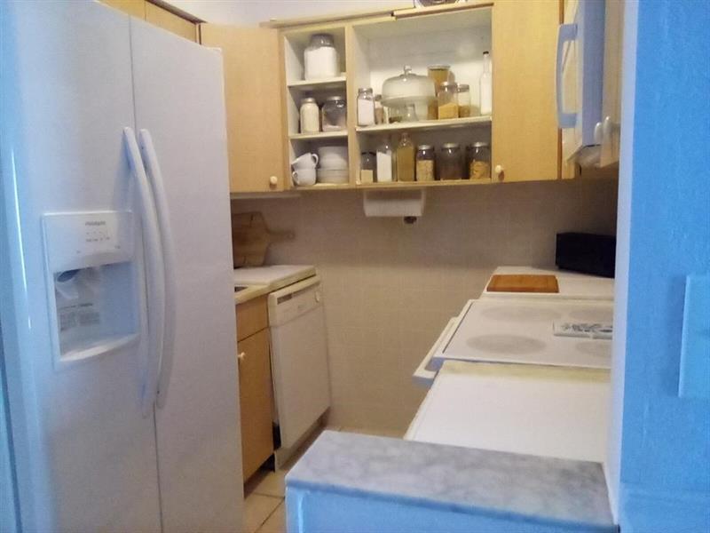 Image 3 of 12 For 725 11th Ave  6f