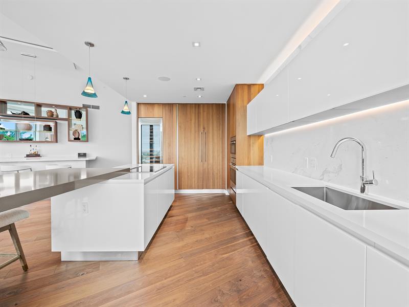 Image 12 of 40 For 701 Fort Lauderdale Beach Boulevar  302