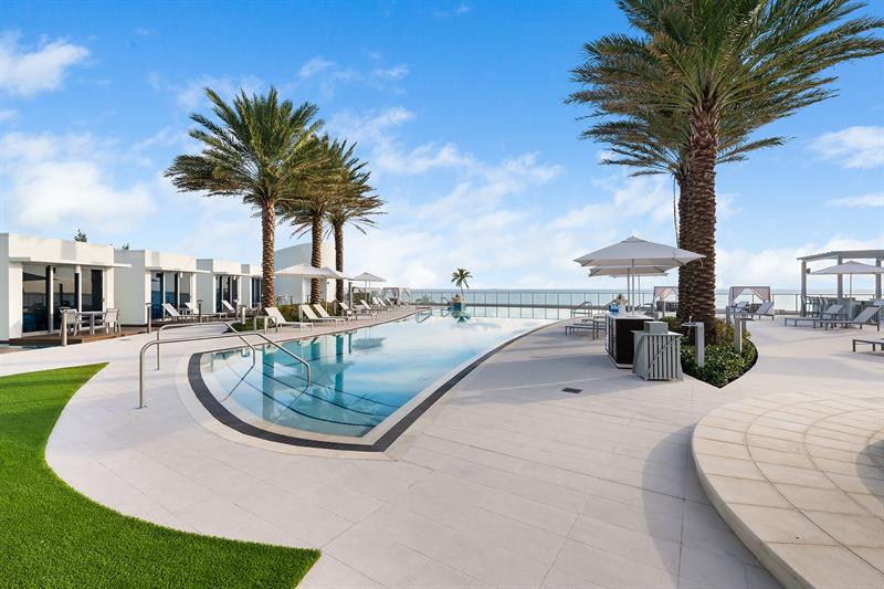 Image 5 of 40 For 701 Fort Lauderdale Beach Boulevar  302