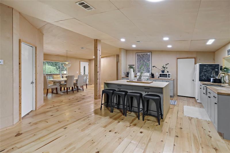 Image 10 of 29 For 975 122nd Avenue