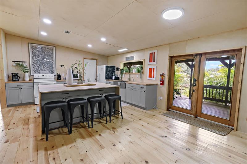 Image 11 of 29 For 975 122nd Avenue