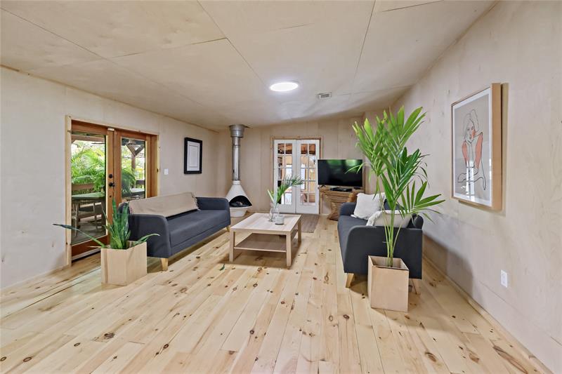 Image 12 of 29 For 975 122nd Avenue