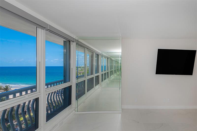 Image 21 of 51 For 4020 Galt Ocean Dr  611