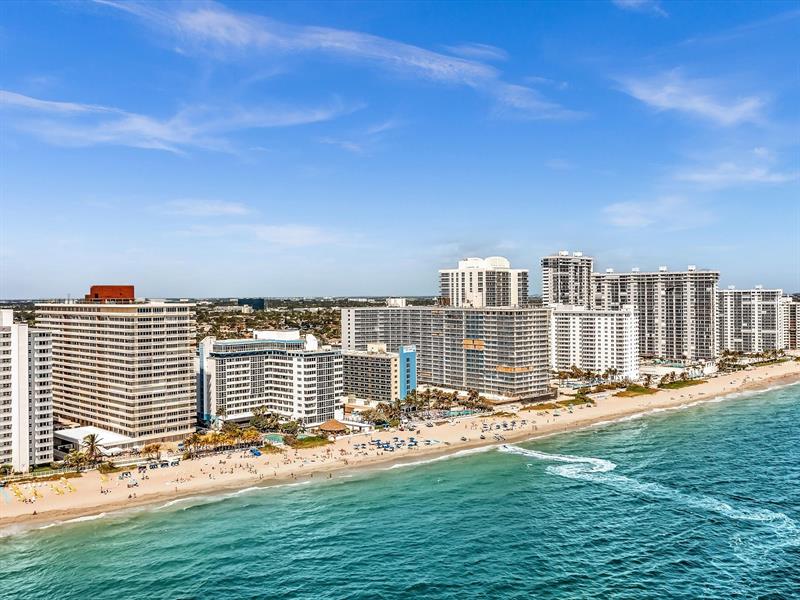 Image 42 of 51 For 4020 Galt Ocean Dr  611