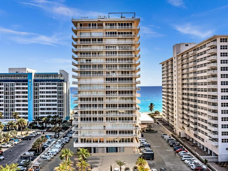 Image 44 of 51 For 4020 Galt Ocean Dr  611