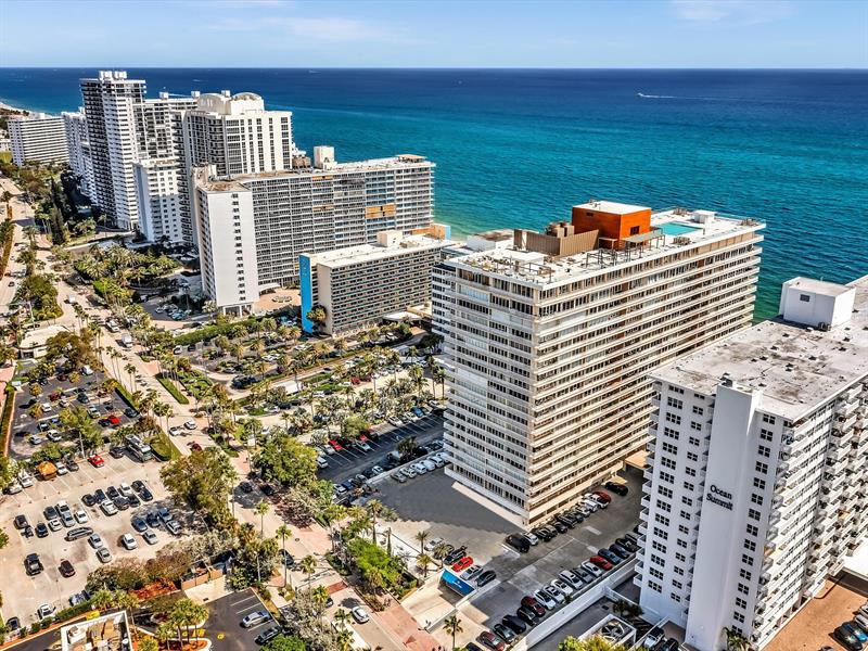 Image 46 of 51 For 4020 Galt Ocean Dr  611