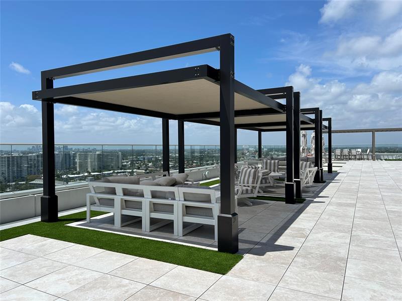 Image 49 of 51 For 4020 Galt Ocean Dr  611