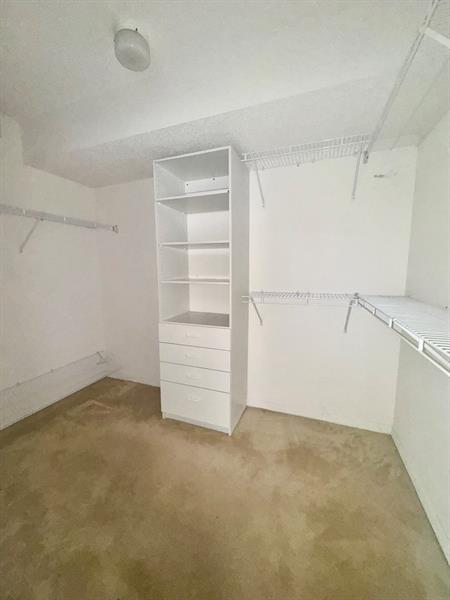 Image 18 of 34 For 10133 24th Pl  208