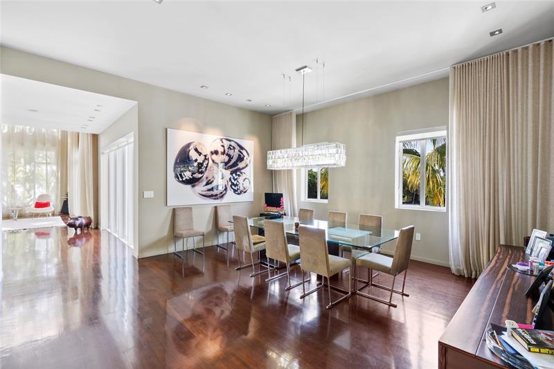 Image 14 of 89 For 6001 Laguna Path S