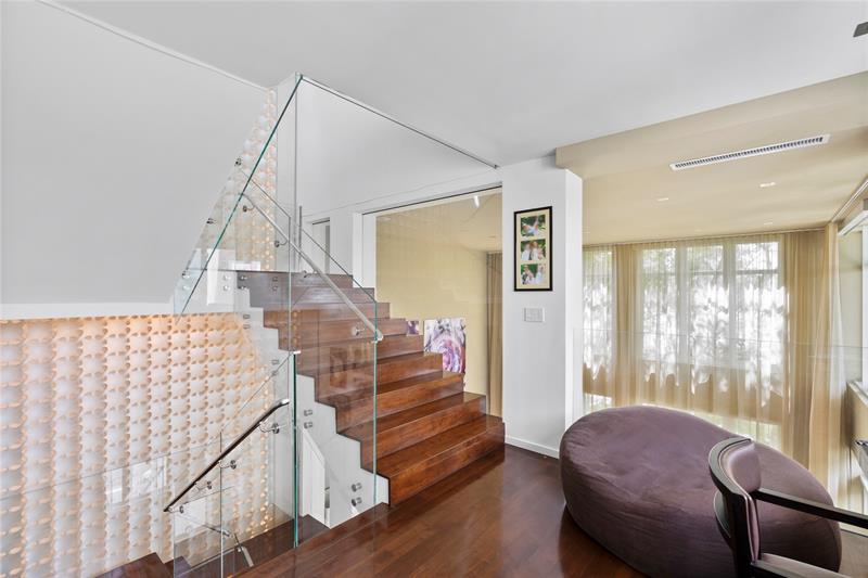 Image 29 of 89 For 6001 Laguna Path S