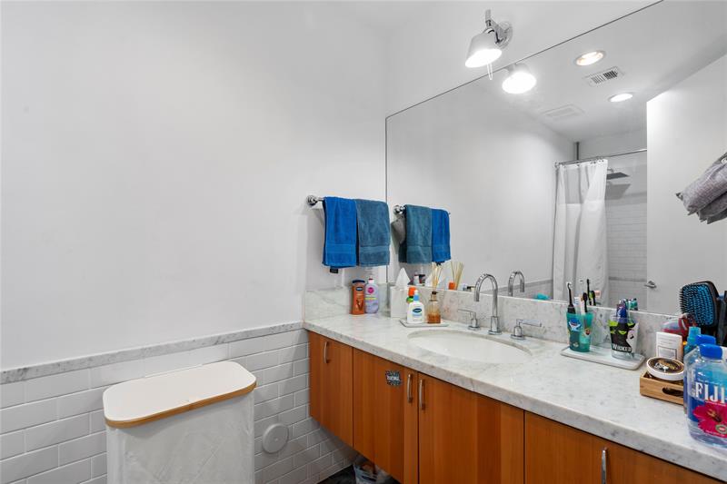 Image 52 of 89 For 6001 Laguna Path S