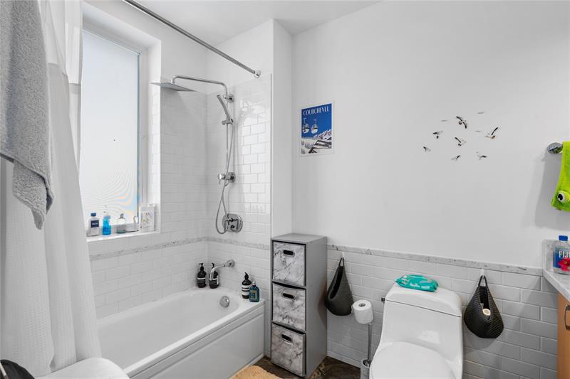 Image 57 of 89 For 6001 Laguna Path S