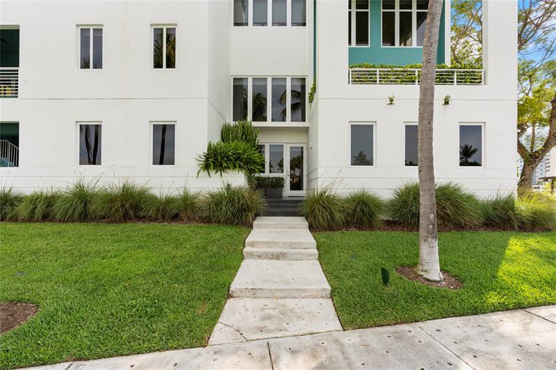 Image 77 of 89 For 6001 Laguna Path S