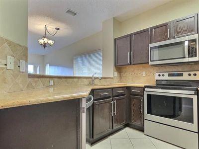 Image 12 of 18 For 7309 Smithbrooke Dr  7309