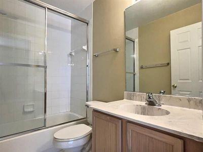 Image 8 of 18 For 7309 Smithbrooke Dr  7309