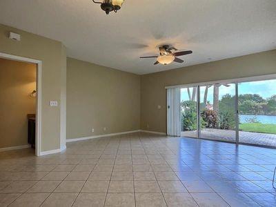 Image 9 of 18 For 7309 Smithbrooke Dr  7309