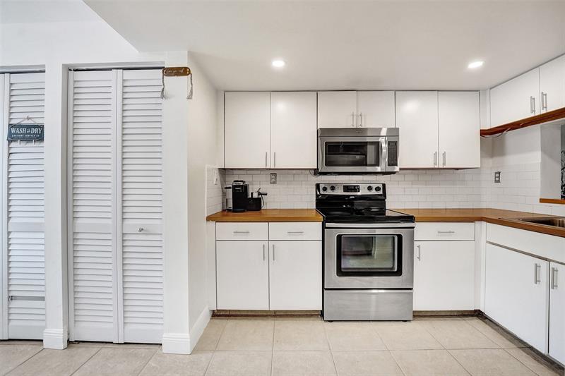 Image 15 of 76 For 772 91st Terrace  772