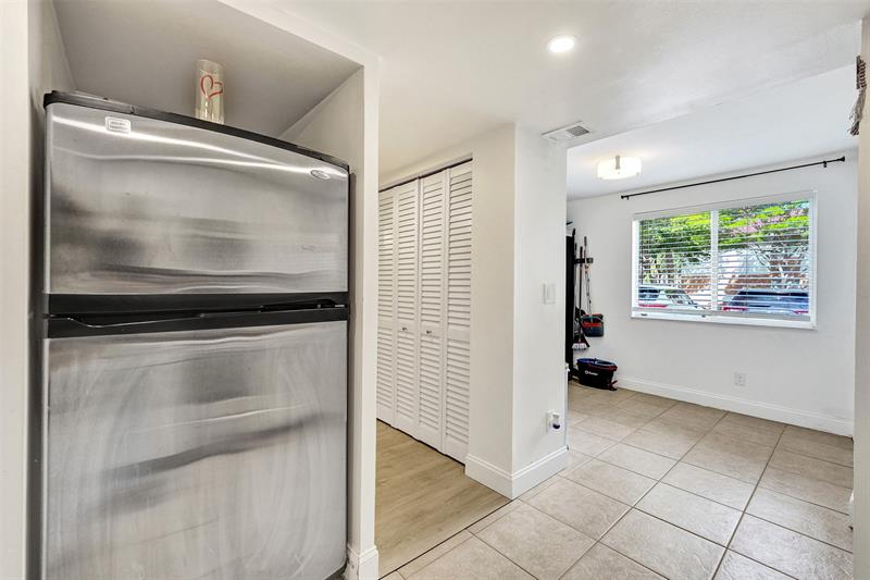Image 21 of 76 For 772 91st Terrace  772