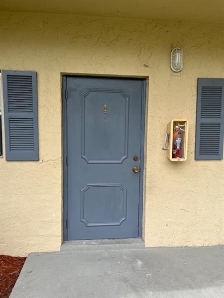 Image 4 of 24 For 1401 Nw 45th St  4