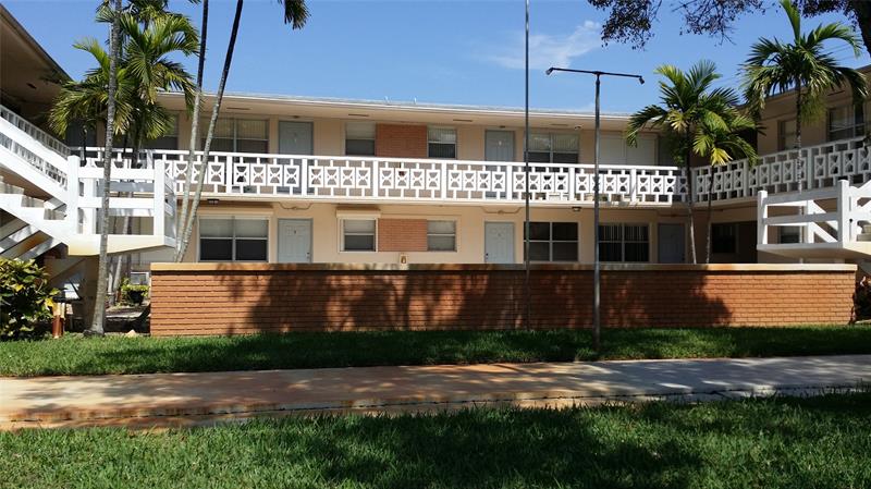 Image 2 of 6 For 3501 Van Buren St  3