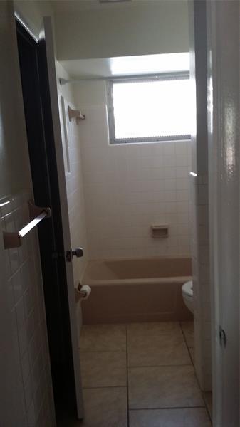 Image 6 of 6 For 3501 Van Buren St  3