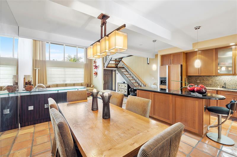 Image 13 of 32 For 701 Coco Plum Cir  4