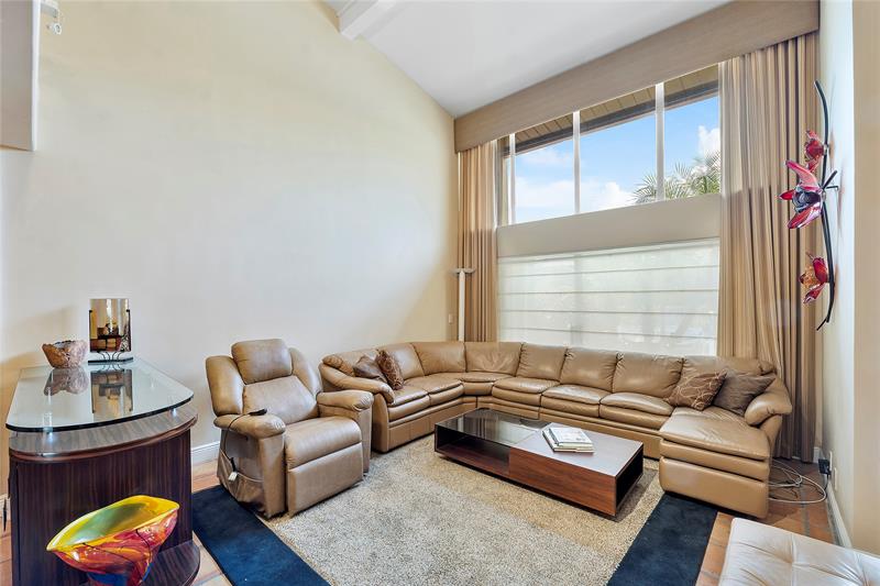 Image 14 of 32 For 701 Coco Plum Cir  4