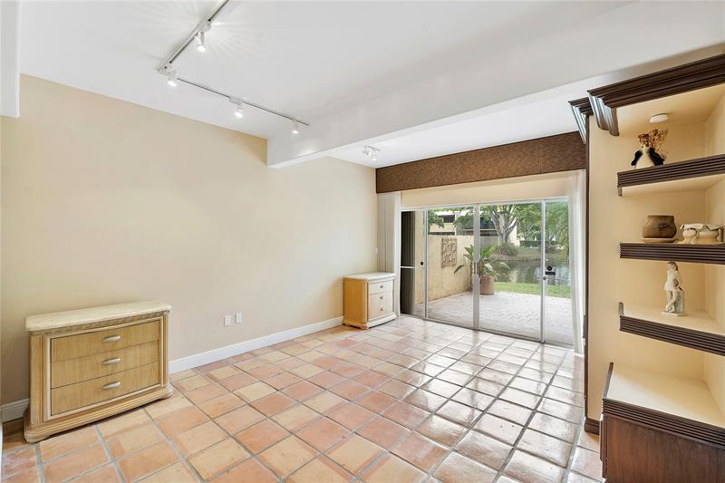 Image 18 of 32 For 701 Coco Plum Cir  4