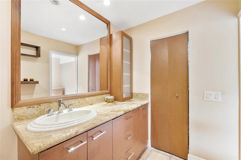 Image 20 of 32 For 701 Coco Plum Cir  4