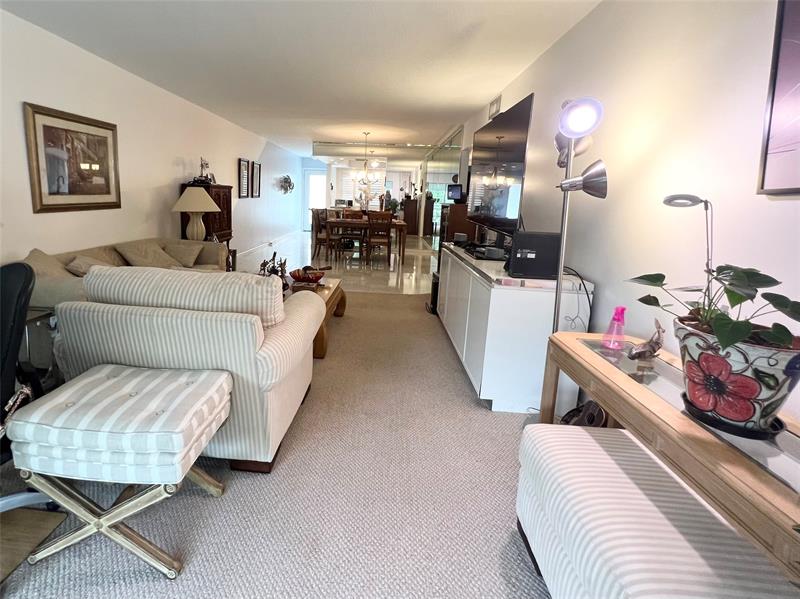 Image 10 of 40 For 3002 Portofino Isle  E3