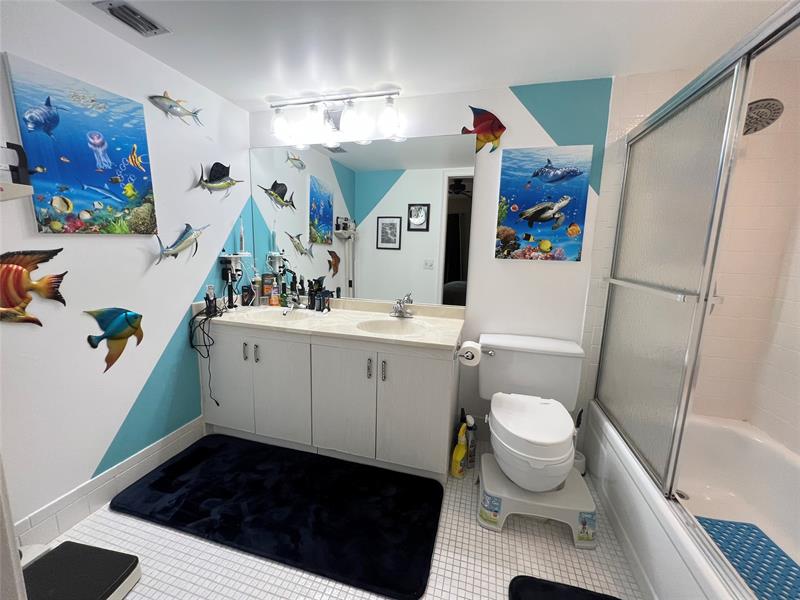 Image 16 of 40 For 3002 Portofino Isle  E3