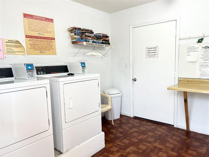 Image 21 of 40 For 3002 Portofino Isle  E3