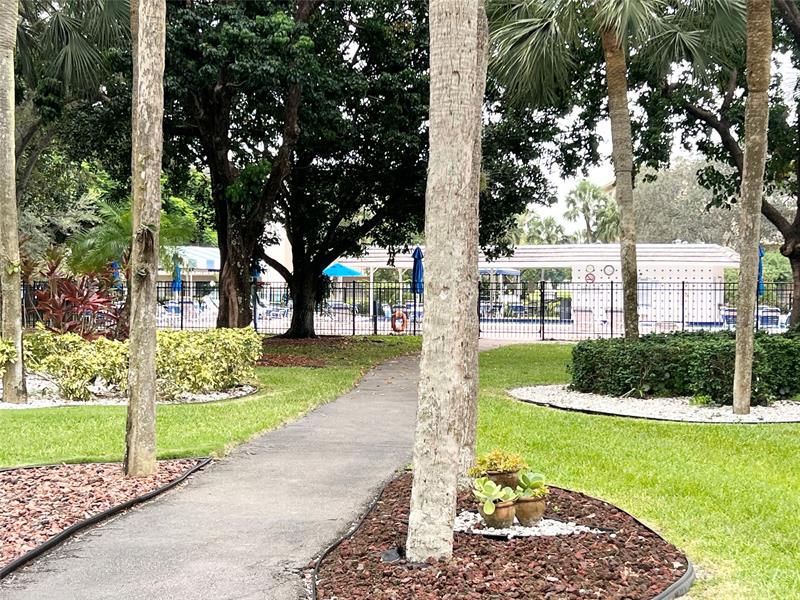 Image 22 of 40 For 3002 Portofino Isle  E3