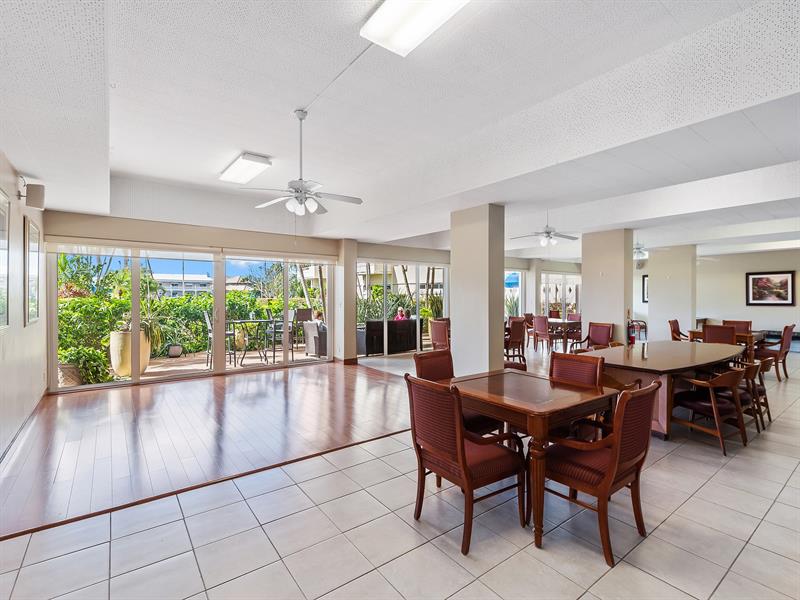 Image 24 of 26 For 3233 34th St  1712