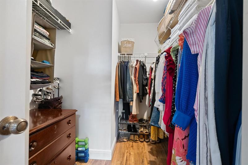 Image 21 of 36 For 6785 Bridlewood Ct  6785