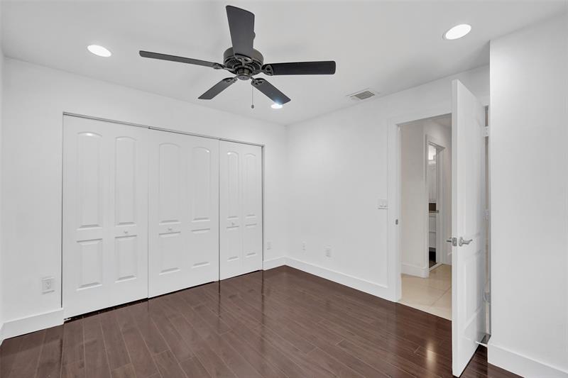 Image 10 of 24 For 9168 20th St  B