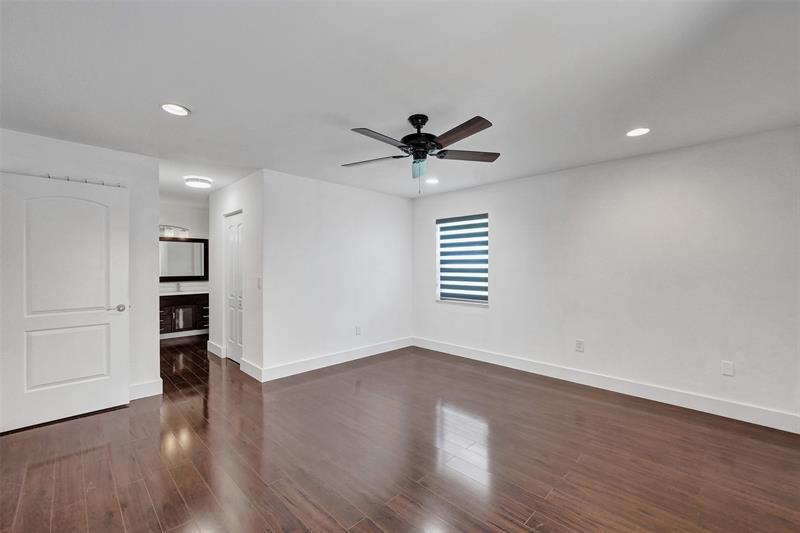 Image 15 of 24 For 9168 20th St  B