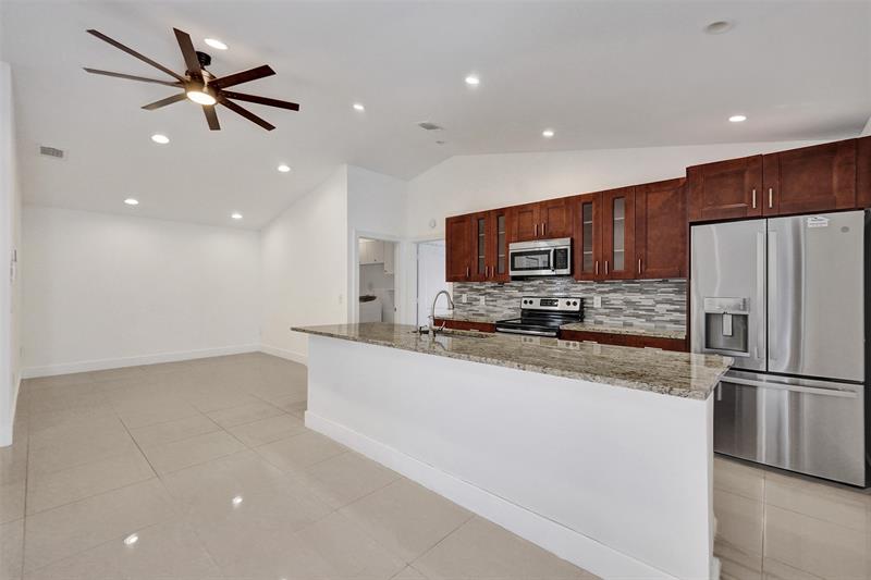 Image 5 of 24 For 9168 20th St  B